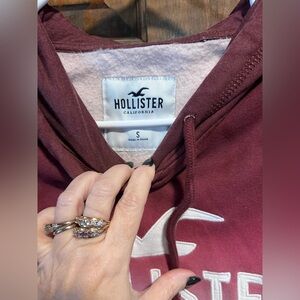 Hollister Burgundy Pullover Hoodie